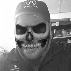 Meet your Posher, Marcos